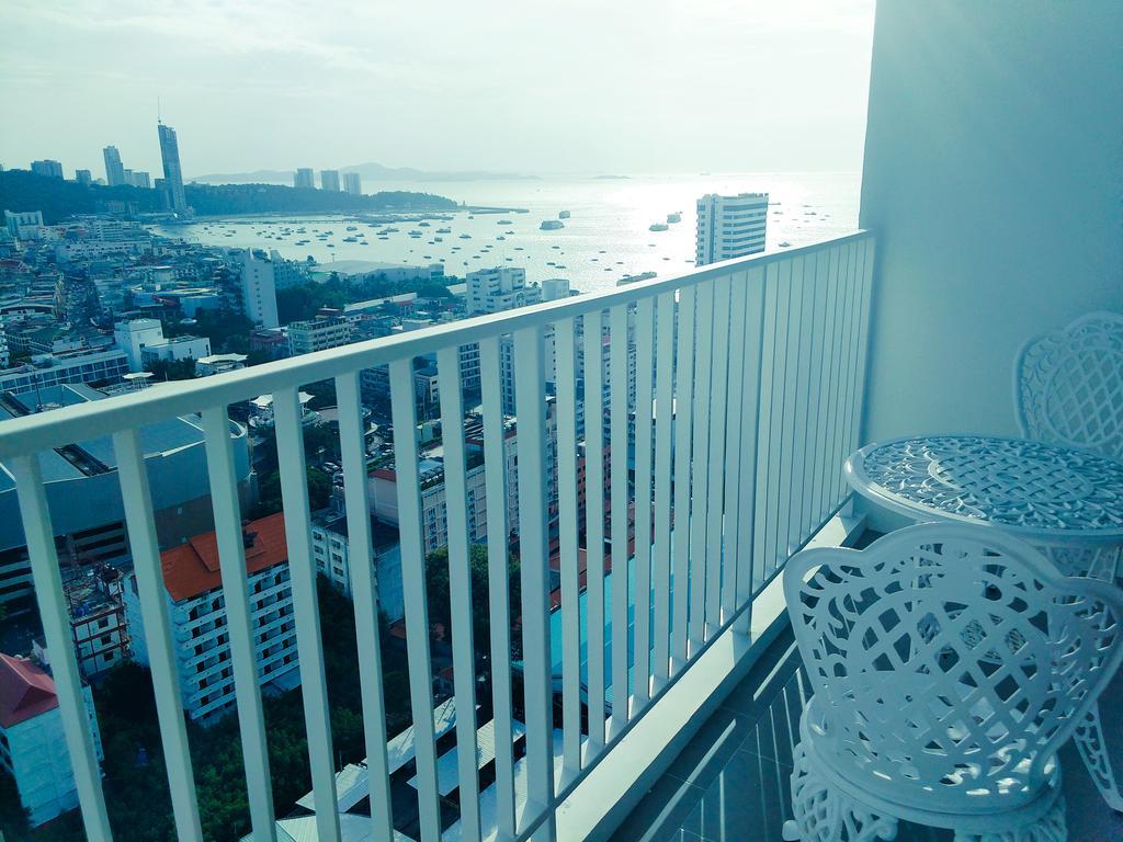 The Base Pattaya 芭提雅基地公寓 Exterior foto